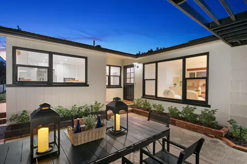 Exterior - 211 Ocean St, Solana Beach, CA 92075 photo 5 of 8