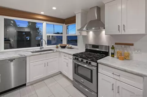 Kitchen - 211 Ocean St, Solana Beach, CA 92075 photo 1 of 5
