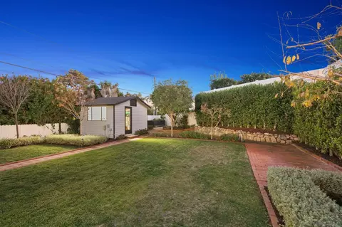 Exterior - 211 Ocean St, Solana Beach, CA 92075 photo 6 of 8