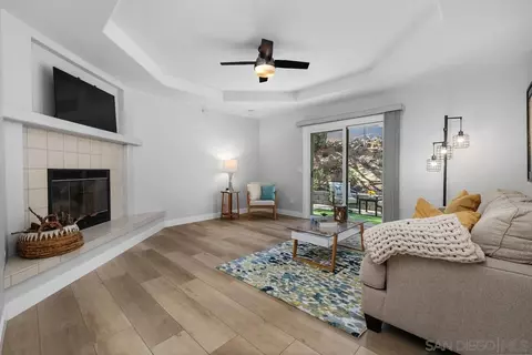 Living - 13309 Lakeview Way, Lakeside, CA 92040 photo 1 of 2