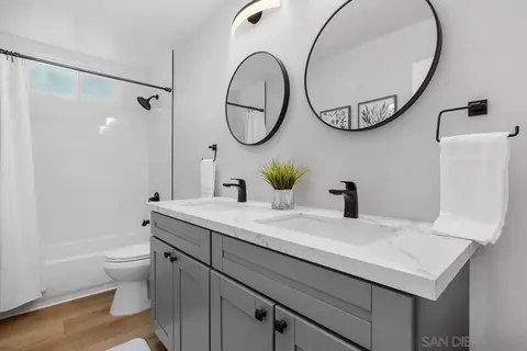 Bath - 13309 Lakeview Way, Lakeside, CA 92040 photo 3 of 3