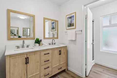 Bath - 14545 Hillndale, Poway, CA 92064 photo 4 of 4