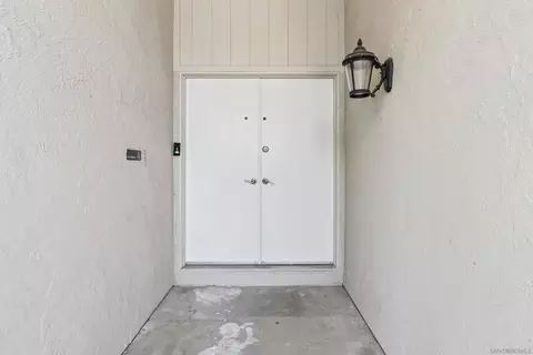 Entry Way - 14545 Hillndale, Poway, CA 92064 photo 4 of 4