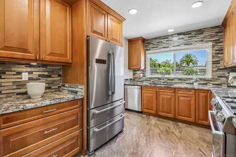 Kitchen - 14545 Hillndale, Poway, CA 92064 photo 2 of 3