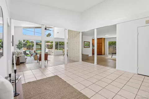 Entry Way - 14545 Hillndale, Poway, CA 92064 photo 3 of 4
