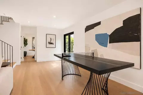 Entry Way - 7554 Cabrillo Ave, La Jolla, CA 92037 photo 1 of 1