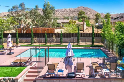 Exterior - 60291 La Mirada Trl, Joshua Tree, CA 92252 photo 2 of 28