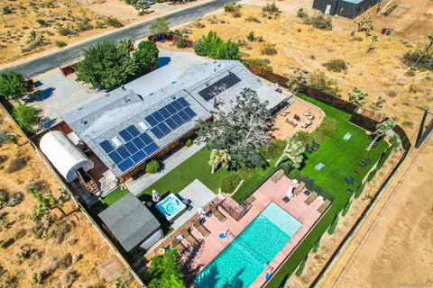View/Area - 60291 La Mirada Trl, Joshua Tree, CA 92252 photo 3 of 4