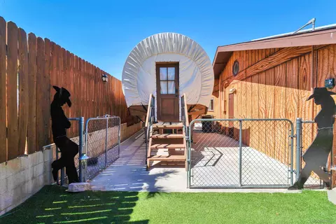 Exterior - 60291 La Mirada Trl, Joshua Tree, CA 92252 photo 13 of 28