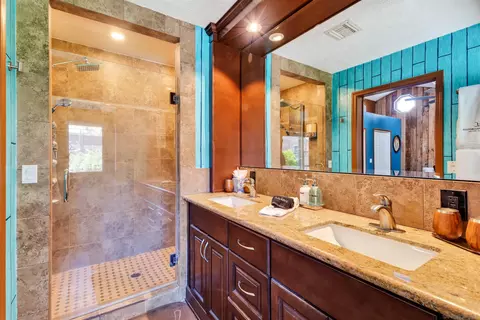 Bath - 60291 La Mirada Trl, Joshua Tree, CA 92252 photo 1 of 3