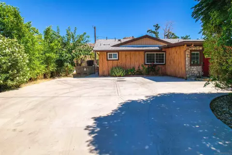 Exterior - 60291 La Mirada Trl, Joshua Tree, CA 92252 photo 10 of 28