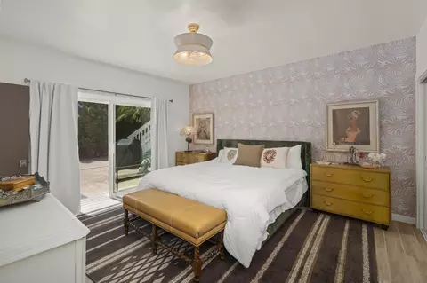 Bedroom - 404 Bonair St, La Jolla, CA 92037 photo 3 of 4