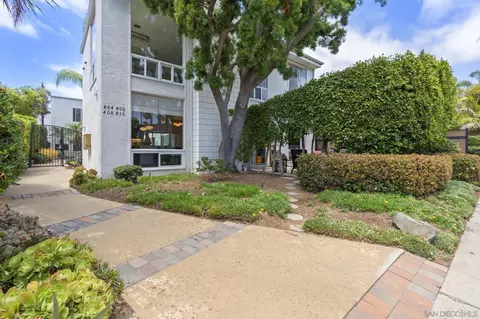 Exterior - 404 Bonair St, La Jolla, CA 92037 photo 2 of 2