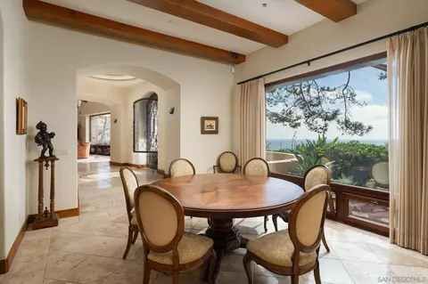 Dining - 271 Ocean View Ave, Del Mar, CA 92014 photo 1 of 2