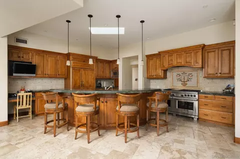 Kitchen - 271 Ocean View Ave, Del Mar, CA 92014 photo 1 of 3