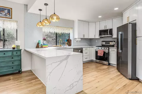 Kitchen - 2064 White Birch Dr, Vista, CA 92081 photo 3 of 4