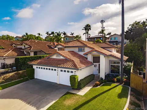 View/Area - 2064 White Birch Dr, Vista, CA 92081 photo 2 of 4