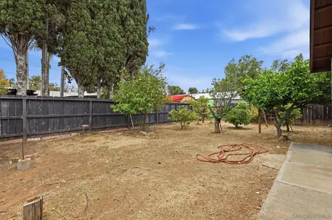 1271 Jefferson Ave, Escondido, CA 92027 photo 22