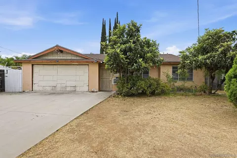 1271 Jefferson Ave, Escondido, CA 92027 photo 2
