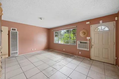 1271 Jefferson Ave, Escondido, CA 92027 photo 4