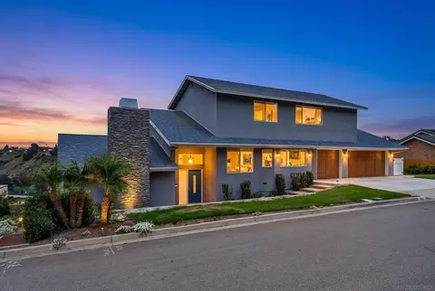 7901 Avenida Kirjah, La Jolla, CA 92037