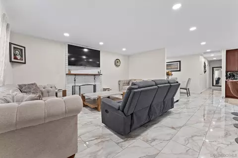 Living - 1434 Coker Way, El Cajon, CA 92021 photo 2 of 3