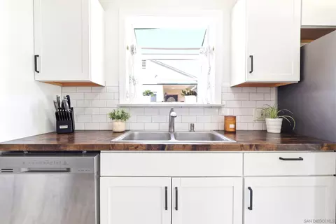Kitchen - 760 E J, Ontario, CA 91764 photo 4 of 5