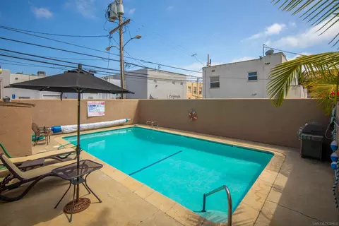 Exterior - 933 D Ave, Coronado, CA 92118 photo 2 of 5