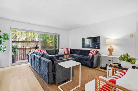 933 D Ave, Coronado, CA 92118