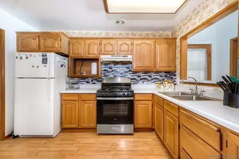 965 Spinel Ave, El Cajon, CA 92021 photo 18