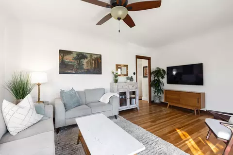 Living - 534 E 9th Ave, Escondido, CA 92025 photo 3 of 4