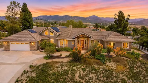 3019 Calle Allejandro, Jamul, CA 91935