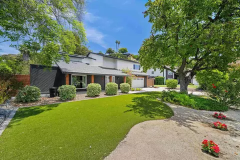 Exterior - 4369 Macronald Dr, La Mesa, CA 91941 photo 9 of 11