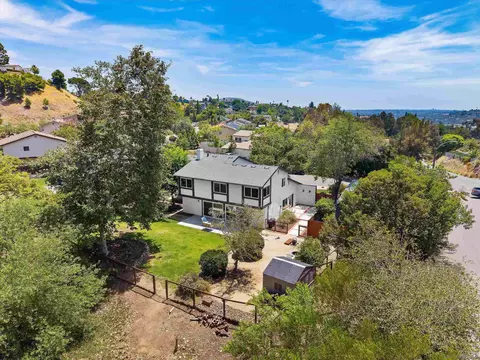 View/Area - 4369 Macronald Dr, La Mesa, CA 91941 photo 3 of 4