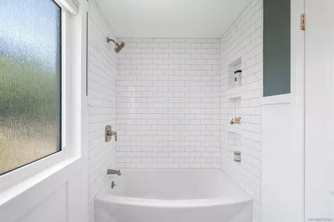 Bath - 4369 Macronald Dr, La Mesa, CA 91941 photo 4 of 4