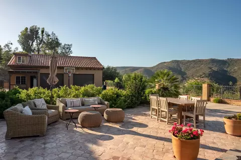 Exterior - 24922 Terreno Dr, Temecula, CA 92590 photo 22 of 26