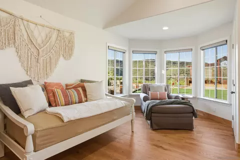 Bedroom - 24922 Terreno Dr, Temecula, CA 92590 photo 4 of 8