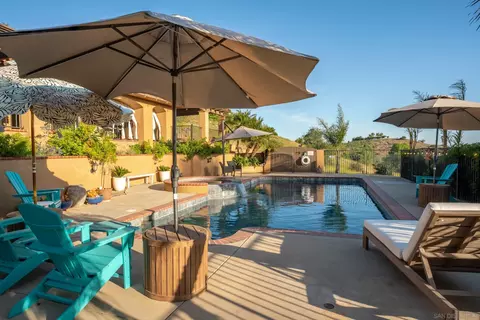 Exterior - 24922 Terreno Dr, Temecula, CA 92590 photo 7 of 26