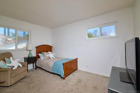 Bedroom - 14958 La Manda, Poway, CA 92064 photo 3 of 4