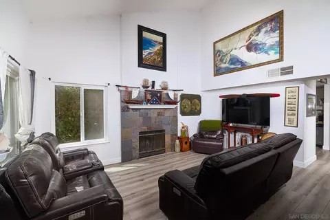 Living - 14958 La Manda, Poway, CA 92064 photo 1 of 1