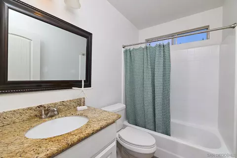 Bath - 14958 La Manda, Poway, CA 92064 photo 1 of 3