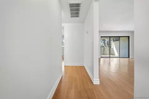Entry Way - 1257 E Grand Ave # D, Escondido, CA 92027 photo 1 of 2