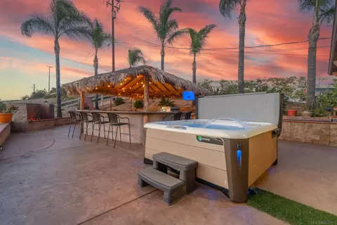 31972 Palos Verdes Dr, Escondido, CA 92026