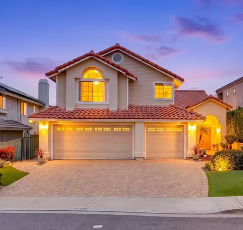 11064 Ipai Ct, San Diego, CA 92127