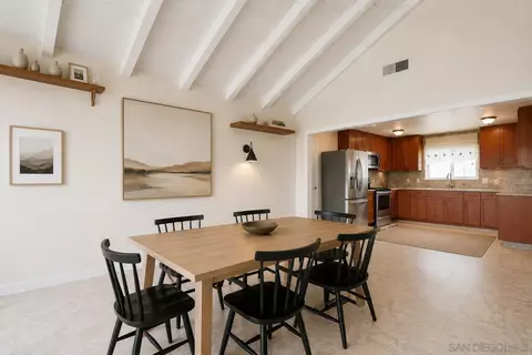 Dining - 732 Hamilton Ln, Fallbrook, CA 92028 photo 1 of 2