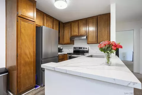 4651 Pico St #111, San Diego, CA 92109
