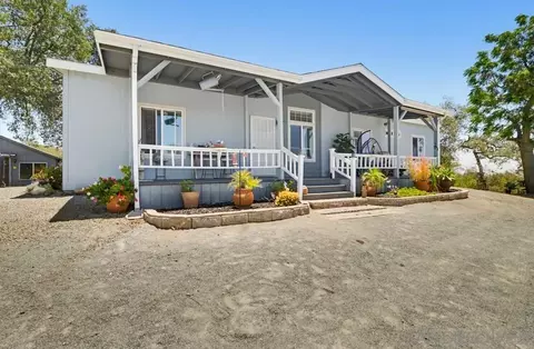 20530 Cinnamon Dr, Jamul, CA 91935