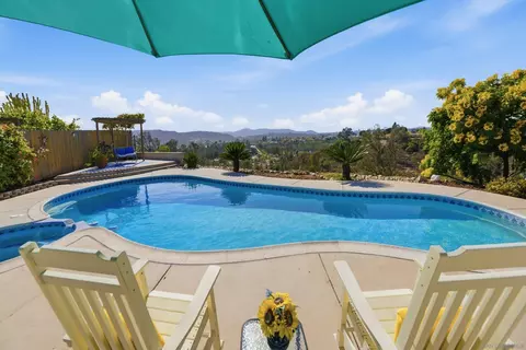 Exterior - 13650 Ahwahnee Way, Poway, CA 92064 photo 4 of 22