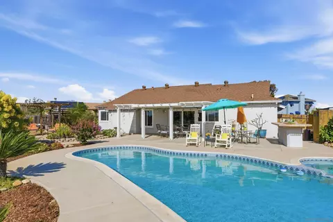 Exterior - 13650 Ahwahnee Way, Poway, CA 92064 photo 9 of 22