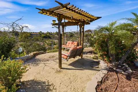 Exterior - 13650 Ahwahnee Way, Poway, CA 92064 photo 19 of 22